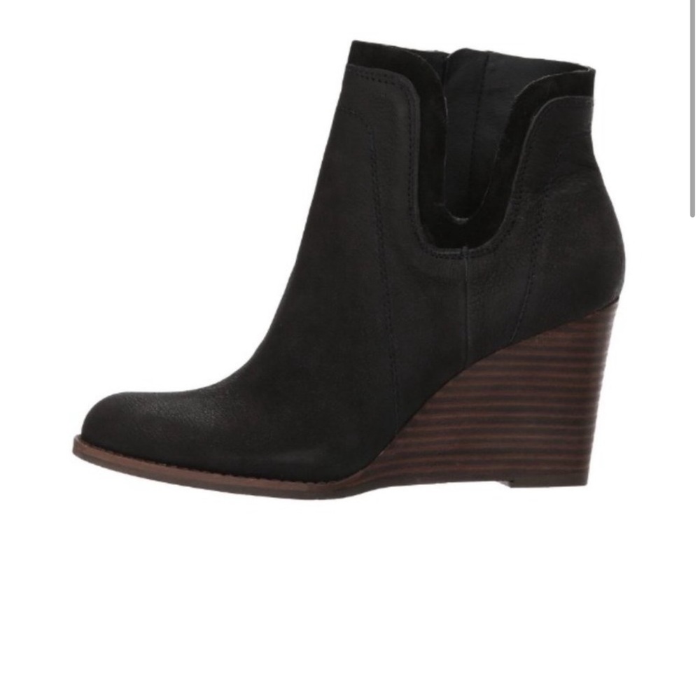 Simple black bootie wedges